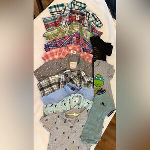Lot of Boys 3T short sleeve shirts